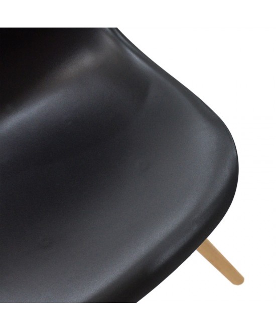 Καρέκλα Alta PP μαύρο-φυσικό πόδι 46x50x82