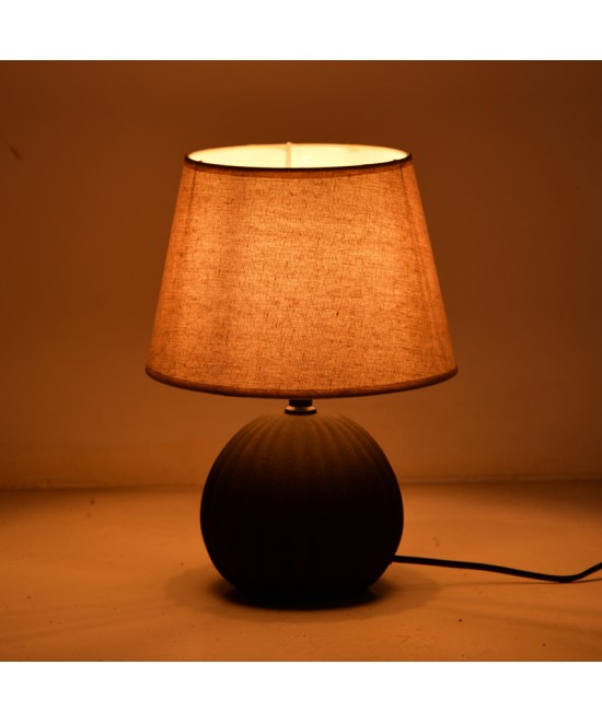 Επιτραπέζιο φωτιστικό Melanie Inart Ε14 κεραμικό σε μαύρο- μπεζ απόχρωση Φ22x30εκ