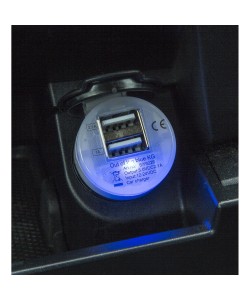 Φορτιστής Αυτοκινήτου Με 2 USB Θύρες 1Ah/2.1Ah Και Φως LED Σε 2 Χρώματα Φορτιστής Αυτοκινήτου Με 2 USB Θύρες 1Ah/2.1Ah Και Φως LED Σε 2 Χρώματα